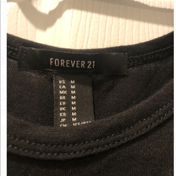 🌸BOGO🌸 Long tee shirt with slit - Picture 3 of 3